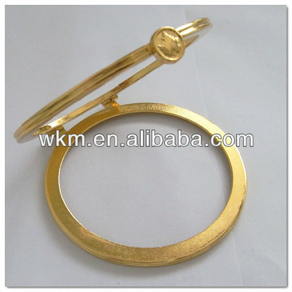 Застежка в виде кленового листа с петлевым кольцом 100 мм