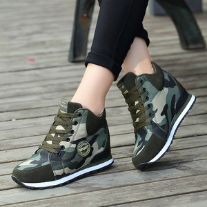 Zapatos de plataforma blanco zapatos de tacón oculto mujeres casuales  plataforma zapatillas de plataforma mujeres altura aumentar los zapatos de  cuña para las entrenadoras de mujer negro rosa comprar a buen precio —
