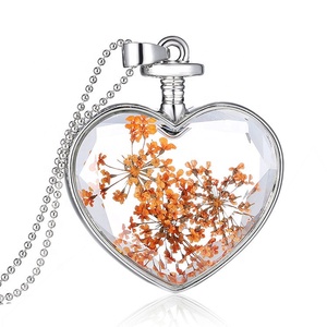 Pressé Sauvage Fleur Pendentif Terrarium Véritable Botanique Fleur Fleur Séchée Bijoux, Cadeau Pour Petite Amie/Épouse/Soeur - Product Image 4