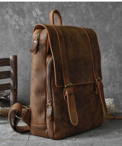 <span class=keywords><strong>Zaino</strong></span> da <span class=keywords><strong>Uomo</strong></span> in Vera <span class=keywords><strong>Pelle</strong></span> Ecologica Stile Inglese Impermeabile per Laptop Sport Viaggio Lavoro Alta Qualità - Product Image 2