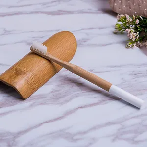 Бамбуковая зубная щетка с мягкой деревянной ручкой по лучшей цене