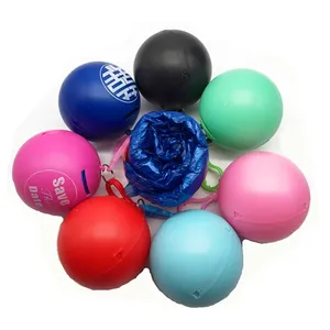 Factory directe verkoop Plastic sferische regenjas draagbare ontvanger wegwerp pocket regenjassen bal kan LOGO