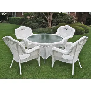 Exotic Outdoor Cafe Chat Furniture Rattan Wicker Armchair Dining Cum Coffee Table