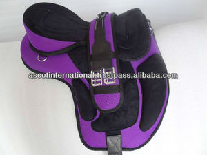 Venta al por mayor Treeless Endurance Horse Saddle en cuero sintético con estribo Girth pad completo al por mayor inglés sillín - Product Image 4