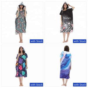 Asciugamano personalizzato in fabbrica <span class=keywords><strong>Poncho</strong></span> in microfibra che cambia rapidamente cappotto per adulti Surf <span class=keywords><strong>Poncho</strong></span> asciugamano con cappuccio - Product Image 3