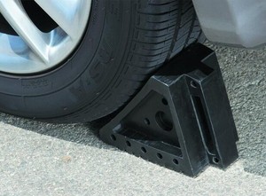 滑り止めゴム製トラックホイールストッパー - Product Image 5