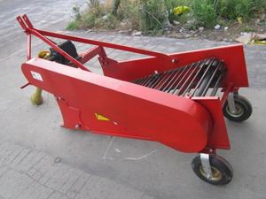 Хорошая производительность 4U серия картофельный комбайн - Product Image 2