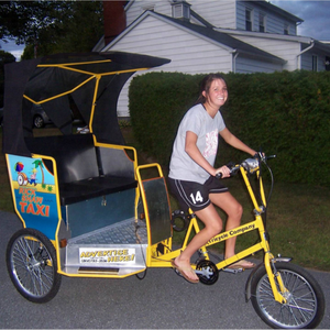 Vente en gros d'usine Vélo électrique pas cher pour adultes Tricycle à <span class=keywords><strong>3</strong></span> <span class=keywords><strong>roues</strong></span> Tuk Tuk <span class=keywords><strong>Moto</strong></span> électrique Rickshaw <span class=keywords><strong>Taxi</strong></span> avec pousse-pousse - Product Image 2