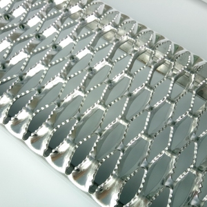 Alluminio <span class=keywords><strong>stair</strong></span> gradini bordi/Anti Slip Perforato pedate
