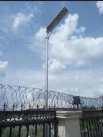 Farola Solar de Alta Luminosidad de 30W 50w 60w 80w, Poste de Acero Galvanizado para Iluminación de Calles con Brazos