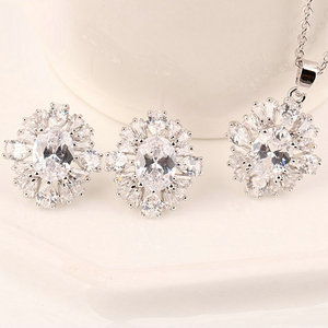 R. Đá Quý. Bán buôn New Phong Cách Châu Âu AAA đồ trang sức đám cưới Tear Drop Zircon trang sức Set - Product Image 4