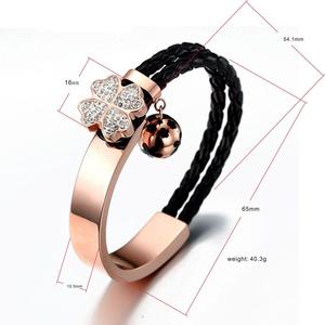 Pulsera de Moda OEM para Mujer, Hecha a Mano, de Acero Inoxidable, con Trébol de Cuatro Hojas y Circonita, Brazalete de Cuero Fino - Product Image 3