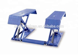 <span class=keywords><strong>Vente</strong></span> flash : Petit élévateur à ciseaux hydraulique automatique de 3000 kg / élévateur de voiture rotatif utilisé pour le <span class=keywords><strong>garage</strong></span> à domicile - Product Image 4