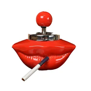 Cendrier en forme de lèvres rouge flamboyant de nouvelle conception avec couvercle