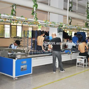 sports shoes cementing and assembling line production conveyor