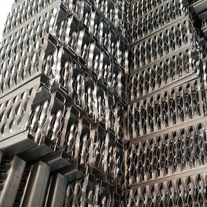 Gradino per Scale in Acciaio Zincato Antiscivolo Lunghezza 4m - Product Image 6