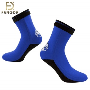 Su sporları için yeni tasarlanmış hızlı kuru neopren ayakkabı moda baskılı yüzmek ve dalış dişli ve aksesuarları - Product Image 5