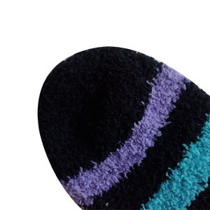 <span class=keywords><strong>Chaussettes</strong></span> hautes en peluche jacquard pour femmes - <span class=keywords><strong>Chaussettes</strong></span> d'hiver moelleuses avec motif rayé pour un usage quotidien - Product Image 3