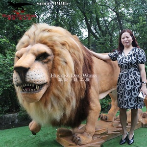 คุณภาพสูงที่สมจริงสิงโตจำลอง Animatronic สัตว์