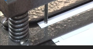 Perforadora Eléctrica Pequeña de Alta Calidad para Tarjetas de PVC / Perforación / <span class=keywords><strong>Schmidt</strong></span> / Residuos / Tambor / <span class=keywords><strong>Prensa</strong></span> de Captura - Product Image 2