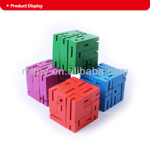 Yunhe Fabrik OEM Produkt Kunst & Handwerk Spielzeug Farbe Holz Mini Roboter, Holz spielzeug Faltbare robot, <span class=keywords><strong>Cube</strong></span> Man <span class=keywords><strong>Puzzle</strong></span> - Product Image 3