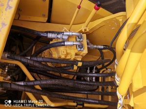 Componente de motor de núcleo de excavadora sobre orugas modelo japonés Komatsu de segunda mano, incluido - Product Image 6