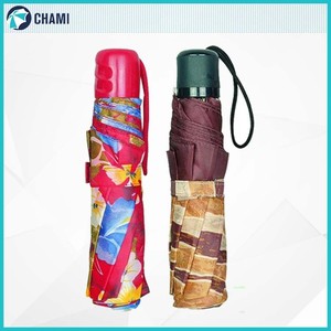 Design personnalisé En Plastique Poignée <span class=keywords><strong>Petit</strong></span> <span class=keywords><strong>Pas</strong></span> <span class=keywords><strong>Cher</strong></span> 3 Fois <span class=keywords><strong>Parapluie</strong></span> - Product Image 1