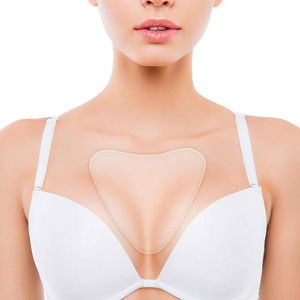 Sıcak satış kullanımlık anti-kırışıklık silikon ilk yardım pedi günlük kullanım yapışkan göğüs pedi - Product Image 1