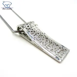 Sini jewelry 2023 Hot new design stainless steel silver products metal hollow crystal whistle charms pendant