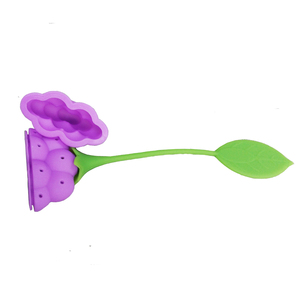Modern <strong>Design</strong> Grape-Shaped Silicone Tea Bag Infuser Heat-Resistant Food Grade <strong>Strainer</strong> for Home Kitchenware - Product Image 2