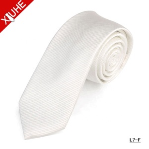 <span class=keywords><strong>Cravate</strong></span> en polyester jacquard de haute qualité, couleur unie, logo personnalisé, boîte cadeau, <span class=keywords><strong>cravate</strong></span> promotionnelle personnalisée - Product Image 3