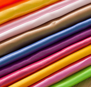 फैक्टरी सस्ते कीमत 100% पॉलिएस्टर चमकदार साटन कपड़े - Product Image 5