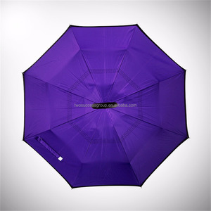 Parapluie pliant inversé personnalisé en gros avec poignée en plastique étanche à la pluie couleurs et conceptions personnalisées - Product Image 6