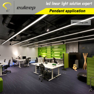 Nuovo progettista dimmerabile led lineare luci collegabili <span class=keywords><strong>in</strong></span> <span class=keywords><strong>alluminio</strong></span> ha condotto la luce lineare per il pendente moderno apparecchio di illuminazione - Product Image 5
