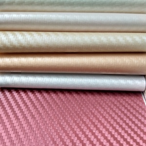 2019 <span class=keywords><strong>tela</strong></span> de <span class=keywords><strong>polipiel</strong></span> de PVC en relieve suave <span class=keywords><strong>por</strong></span> Metro de cuero impermeable para silla bolsa de asiento de coche y sofá muebles de uso decorativo - Product Image 4