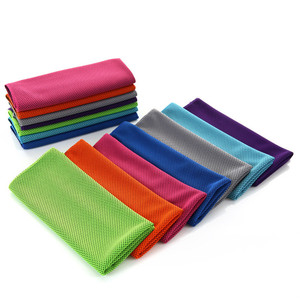 Venta al por mayor de secado rápido enfriamiento instantáneo refrescante deporte toalla logotipo impreso personalizado <span class=keywords><strong>PVA</strong></span> con técnicas de tejido de microfibra - Product Image 3
