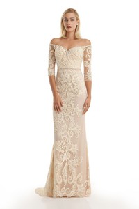Ruolai MFD127 New Arrival Ivory Lace Appliques Crystal Sweetheart Wedding Party Gowns <strong>Mother</strong> <strong>of</strong> <strong>the</strong> <strong>Bride</strong> Evening Gown