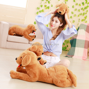 Boneka lembut hewan mainan boneka bayi kustom ramah kulit anjing <span class=keywords><strong>pug</strong></span> berbaring kuning