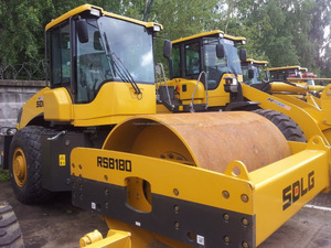 RS8180 COMPACTADOR de asfalto <span class=keywords><strong>CALIENTE</strong></span> VENTA <span class=keywords><strong>EN</strong></span> ARGELIA CON BUEN PRECIO - Product Image 1