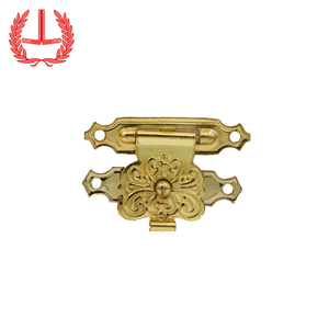 Kunci Vintage Perangkat Keras Kotak Kayu Gesper Bunga Kecil Pembuatan Pabrik - Product Image 4