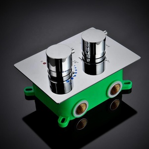 Panneau de douche LED romantique pour salle de bain, SUS 304, grande pomme de douche carrée à effet pluie avec robinet <span class=keywords><strong>thermostatique</strong></span> - Product Image 5