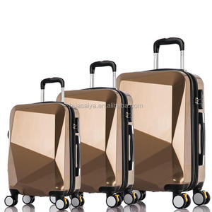 Proveedor de China alibaba la última maleta de pc de moda de 3 piezas con carrito de equipaje - Product Image 1