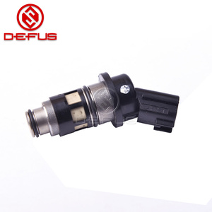 DEFUS Injektor Bensin Suku Cadang Mobil JS50-1 P10 untuk <span class=keywords><strong>Nissan</strong></span> <span class=keywords><strong>Primera</strong></span> P10 1,6 L JS50-1 OEM JS501 Injektor Bahan Bakar untuk Dijual