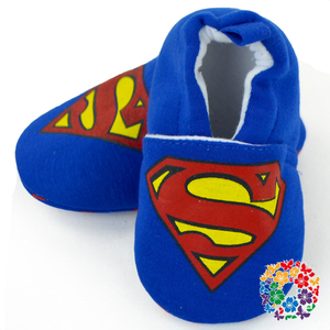 Scarpe Eleganti per Neonato Maschio, Morbide Scarpe Viola con Motivo <span class=keywords><strong>Superman</strong></span> per l'Inverno, Vendita all'Ingrosso, Taglie 11,12,13 per Neonati - Product Image 1