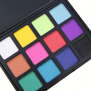 Palette di ombretti a 12 colori con etichetta privata per <span class=keywords><strong>pallet</strong></span> di ombretti ad alto pigmento