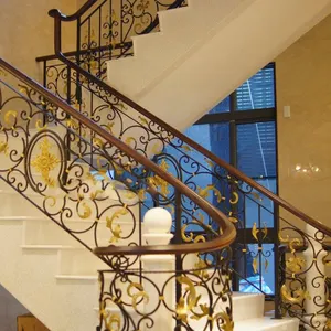 Вилла декоративные Роскошные Антикварные лестничные перила для помещений кованые железные лестничные перила