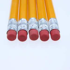 Crayons <span class=keywords><strong>de</strong></span> golf jaunes affûtés sérigraphiés en vrac, mini crayons <span class=keywords><strong>de</strong></span> 1 pouce avec gomme # 2 crayons - Product Image 6