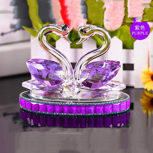 Bomboniere a buon mercato regalo figurine di cigni in vetro trasparente <span class=keywords><strong>cigno</strong></span> di cristallo per regalo da donna - Product Image 2