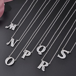 Collar con colgante de plata de ley 925 con alfabeto y nombre de familia para mujer - Product Image 2