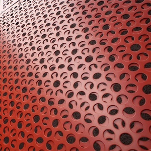 AU Standar Anodise Menyelesaikan Perforated Metal Deck untuk Dekoratif Panel Fasad